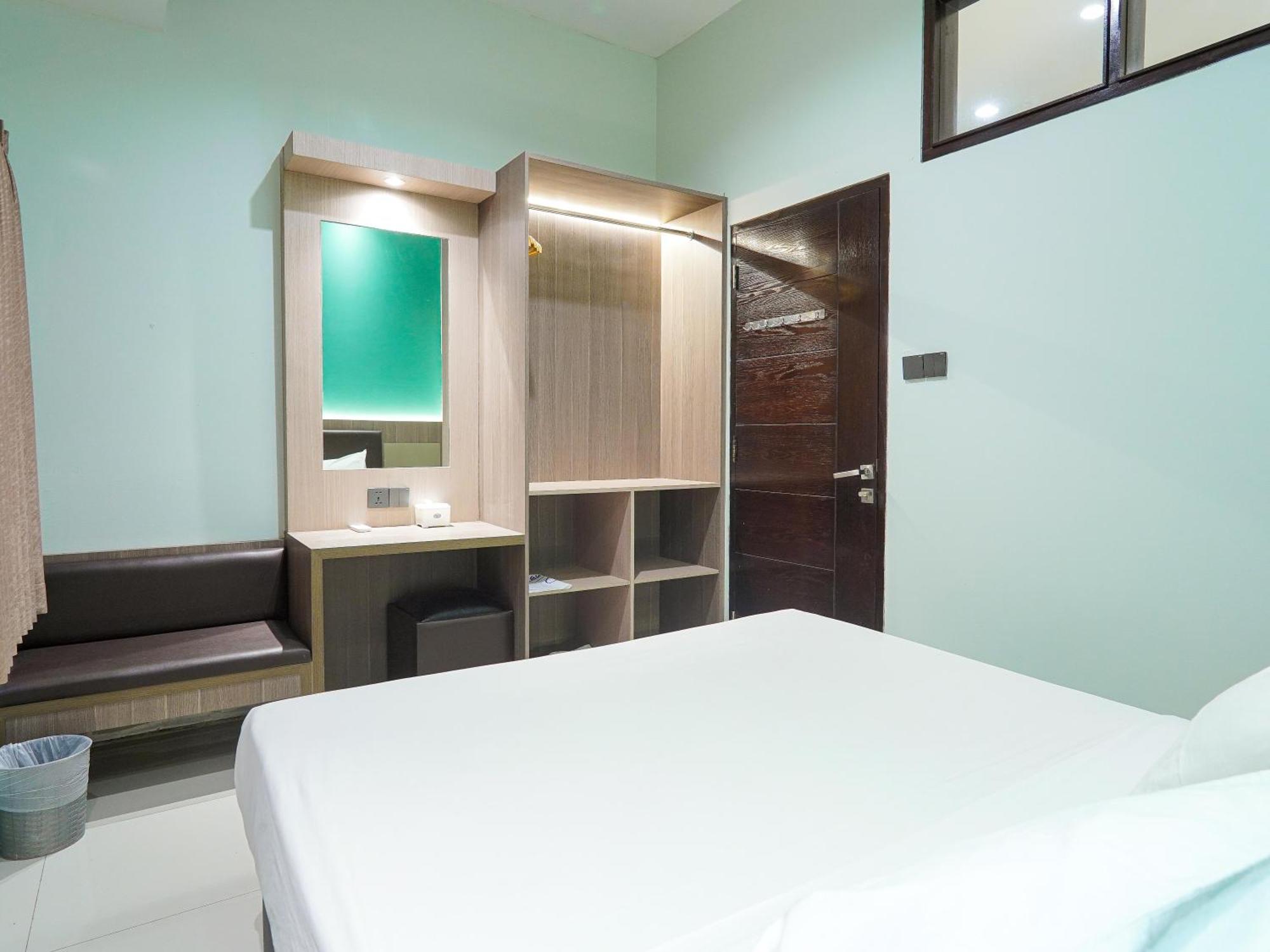 Sun In Pangandaran Hotel Экстерьер фото